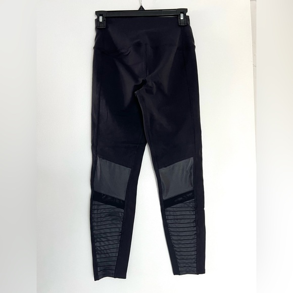Alo Yoga High-Waist Moto Leggings Black Size Medium - Picture 4 of 13